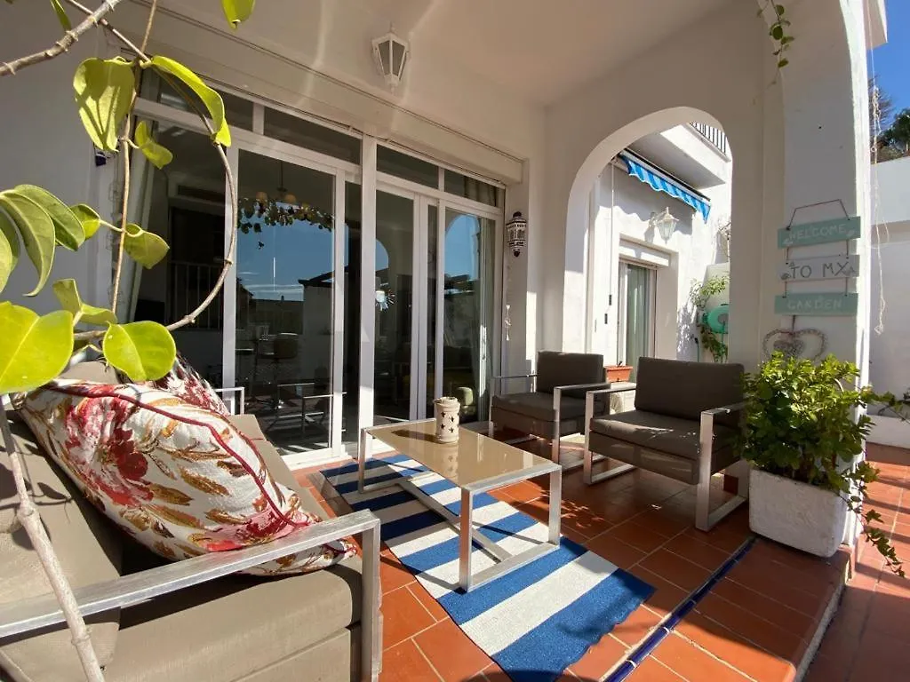 Beautiful Townhouse Vila Estepona Casa de Férias